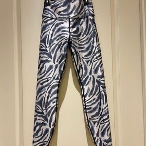 Good American leggings